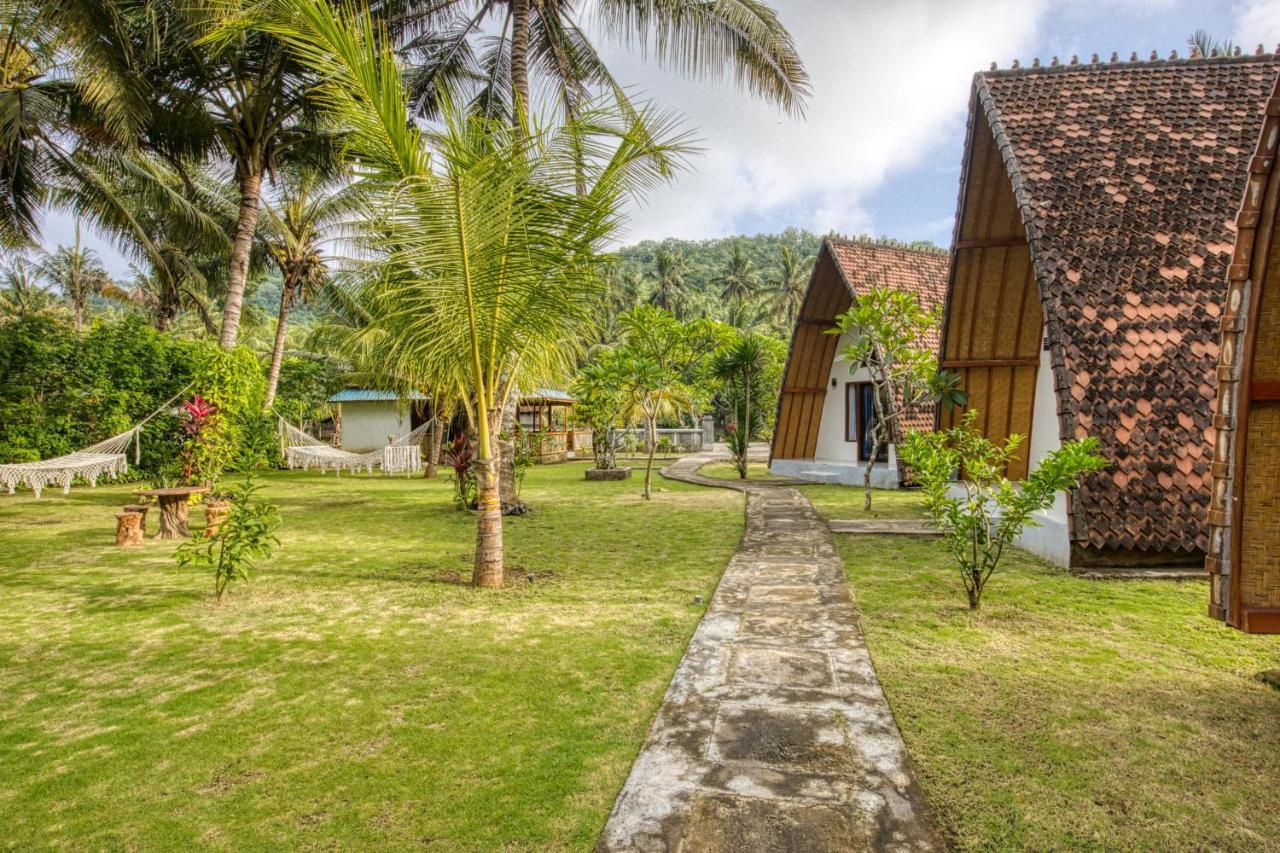 Hotel Puri Garden Penida Nusa Penida Exterior foto